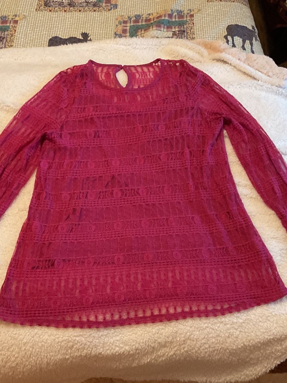 Fushia lace top